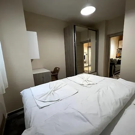 Basement Floor, Erasta Mall Karsisi, Merkezi '20' Apartamento