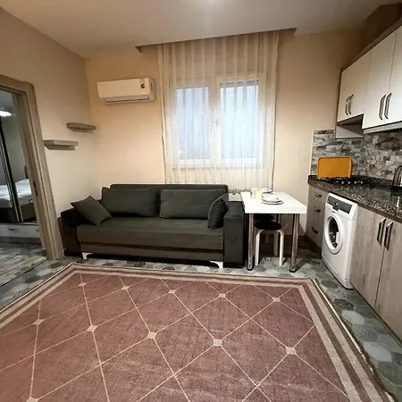 Basement Floor, Erasta Mall Karsisi, Merkezi '20' * Αττάλεια