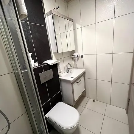 Apartment Basement Floor, Erasta Mall Karsisi, Merkezi '20' Antalya