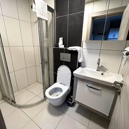 Apartment Basement Floor, Erasta Mall Karsisi, Merkezi '20' Antalya