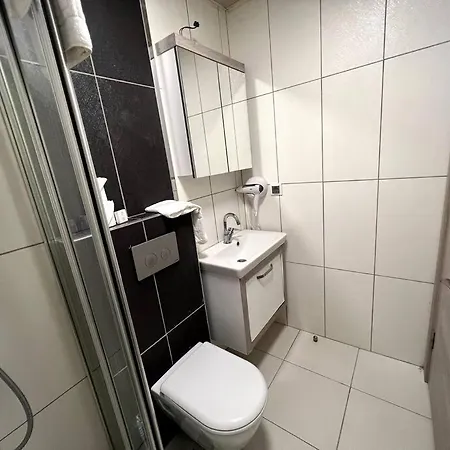 شقة Basement Floor, Erasta Mall Karsisi, Merkezi '20' أنطاليا
